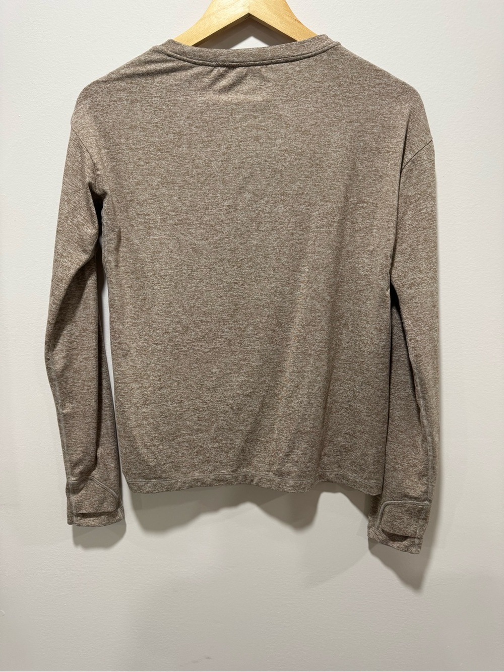 Athleta Heathered Gray Long Sleeve Thumbhole Active Top Lounge Size XS - Picture 2 of 5